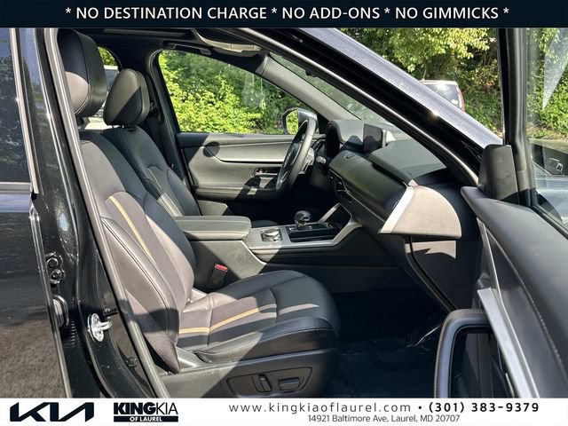 Used 2025 MAZDA CX-90 3.3 Turbo S w/ Premium Package AWD/4WD image 16