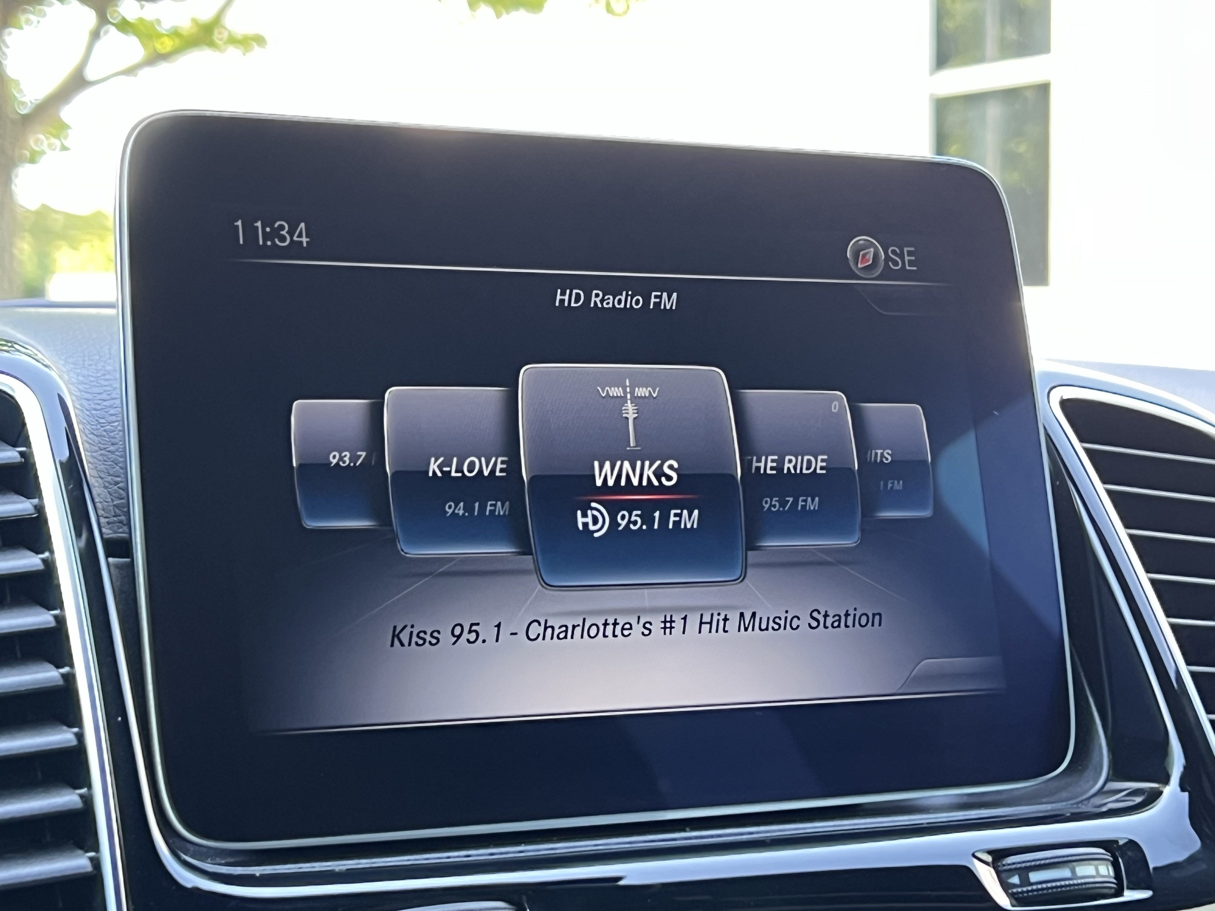 Used 2019 Mercedes-Benz GLE 400 4MATIC image 23