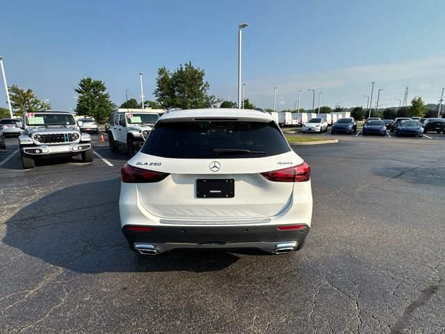 New 2026 Mercedes-Benz GLA 250 4MATIC image 10
