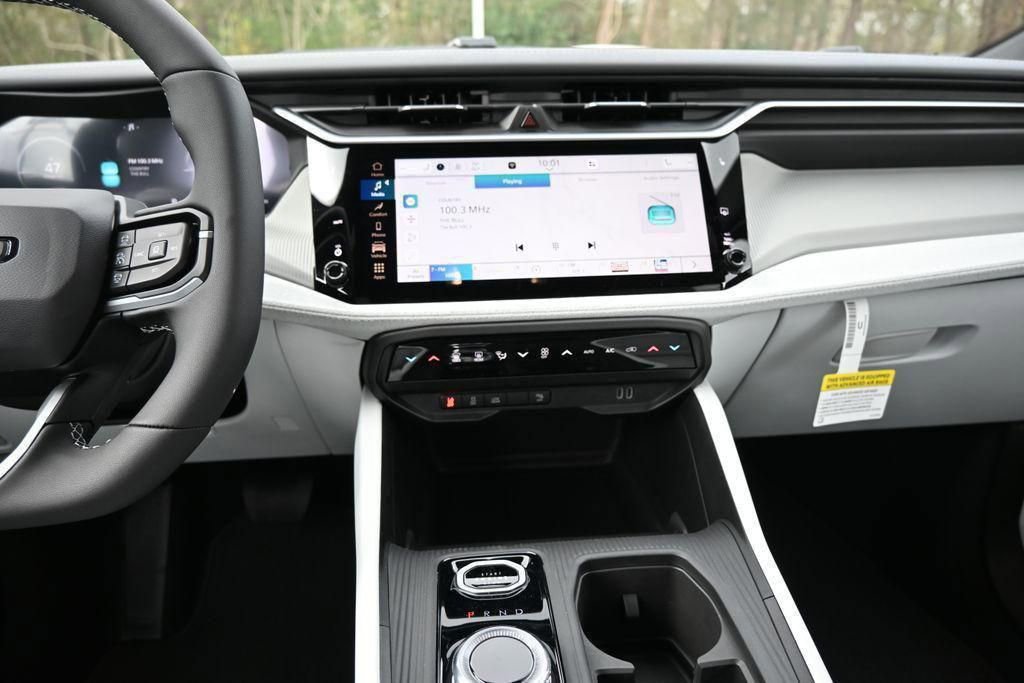 New 2026 Jeep Cherokee Laredo AWD/4WD image 9