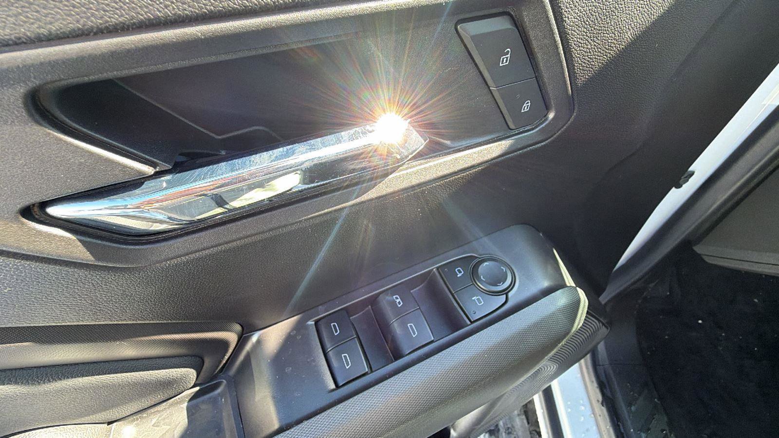 New 2025 GMC Canyon Elevation w/ Convenience Package image 22