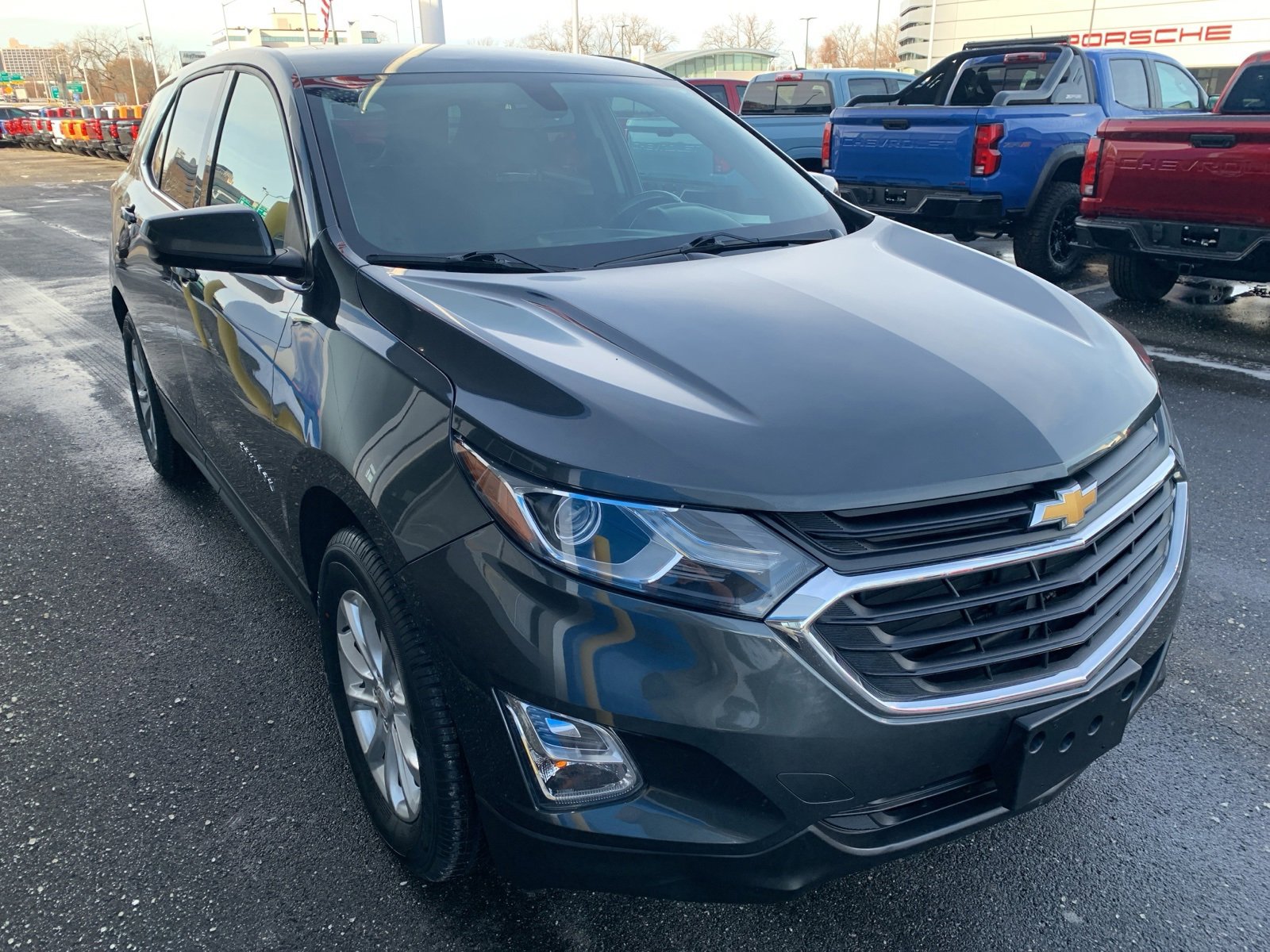 Used 2019 Chevrolet Equinox LT image 3