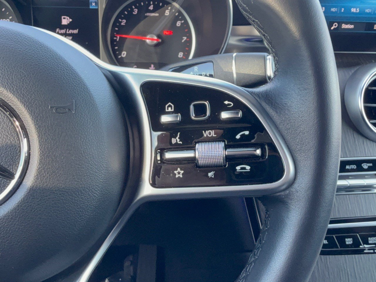 Certified 2022 Mercedes-Benz GLC 300 4MATIC image 19