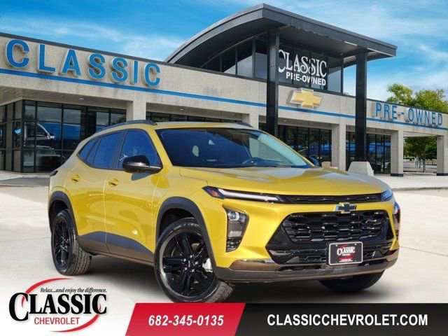 Used 2024 Chevrolet Trax ACTIV w/ Driver Confidence Package image 1