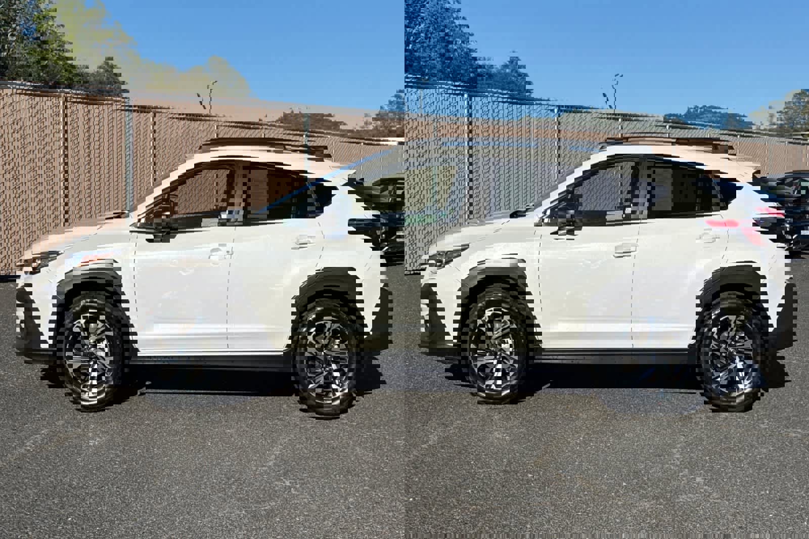 Used 2024 Subaru Crosstrek 2.0i Premium image 6