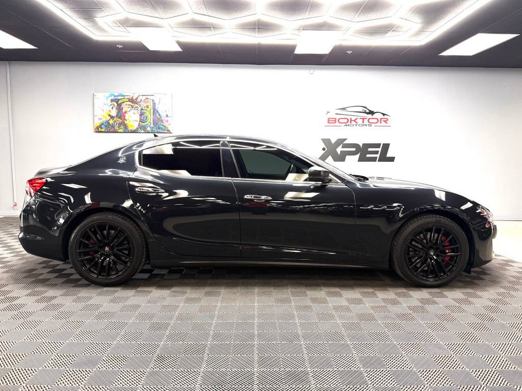 Used 2021 Maserati Ghibli S RWD image 16