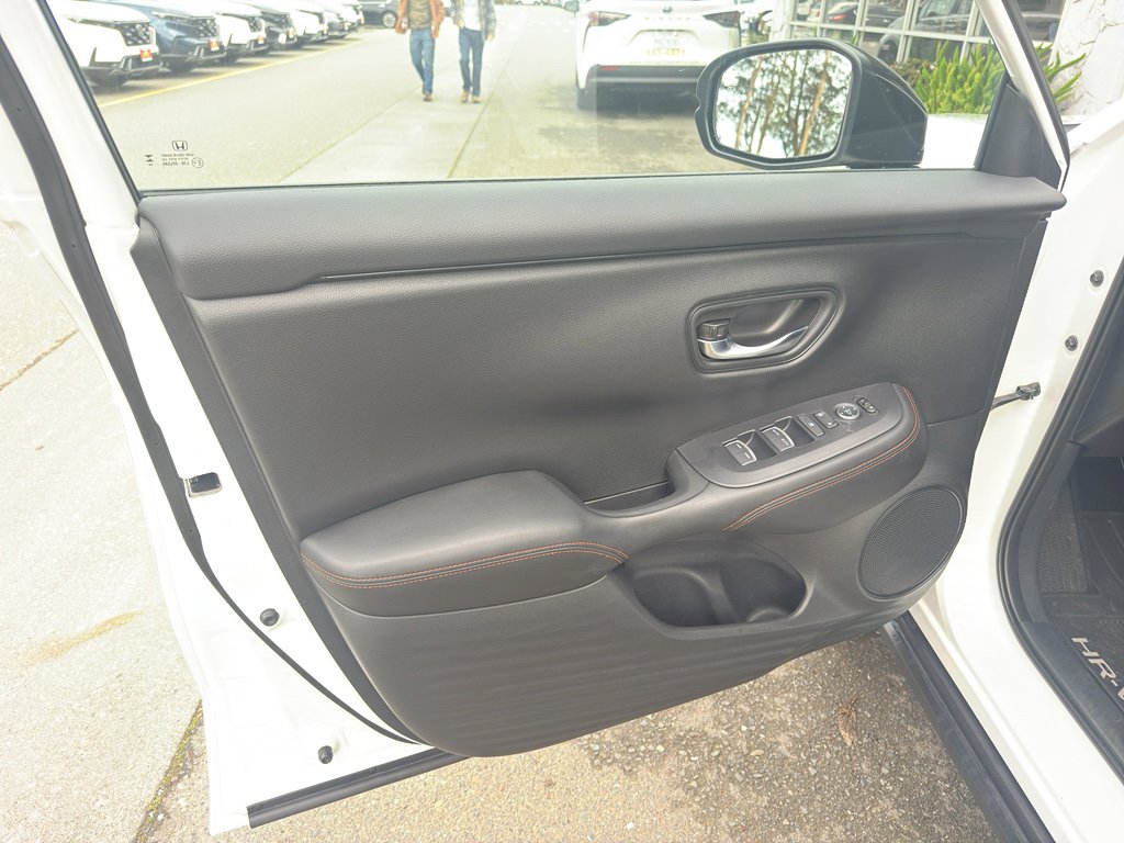 Used 2024 Honda HR-V Sport image 6