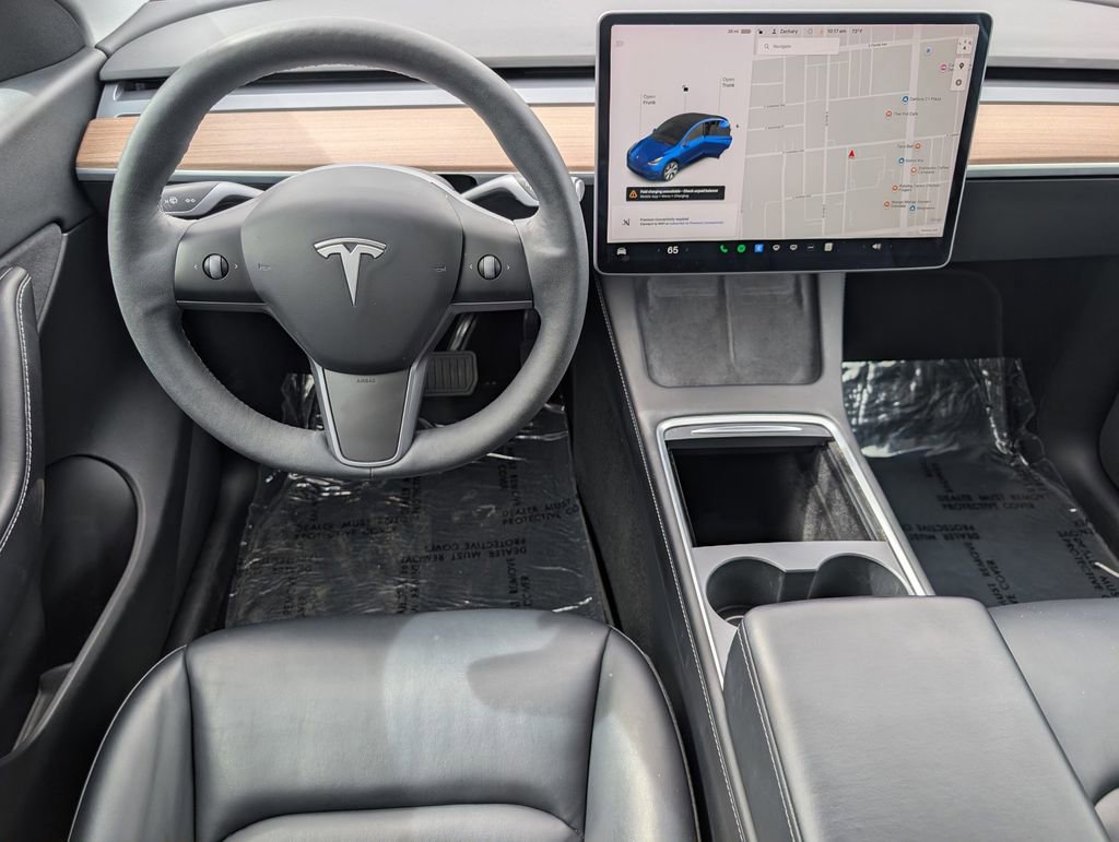 Used 2021 Tesla Model Y Long Range AWD/4WD image 19