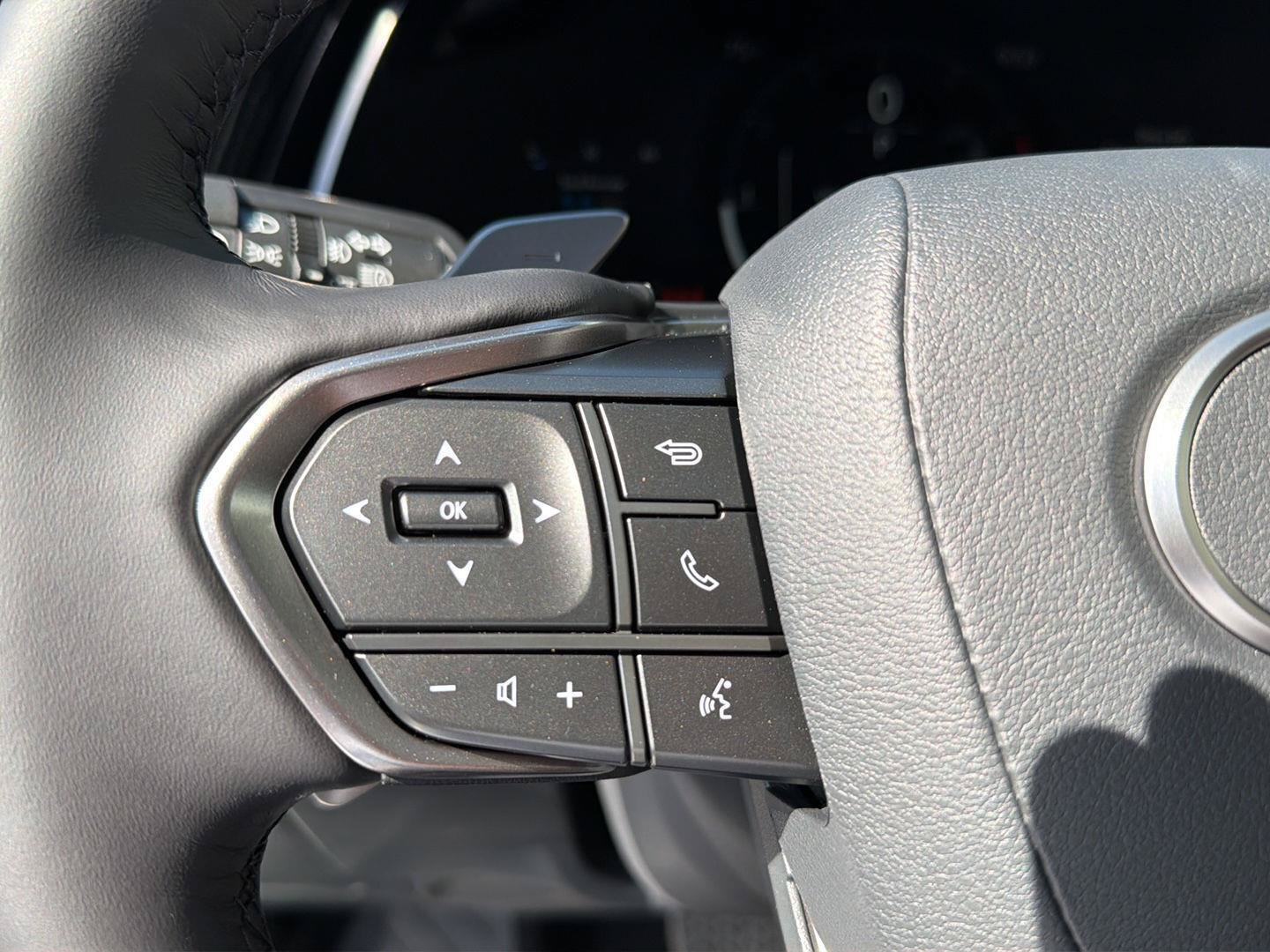 New 2026 Lexus RX 350 FWD image 21