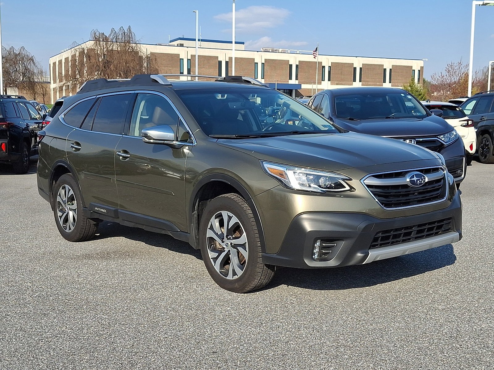 Used 2021 Subaru Outback Touring XT AWD/4WD image 4