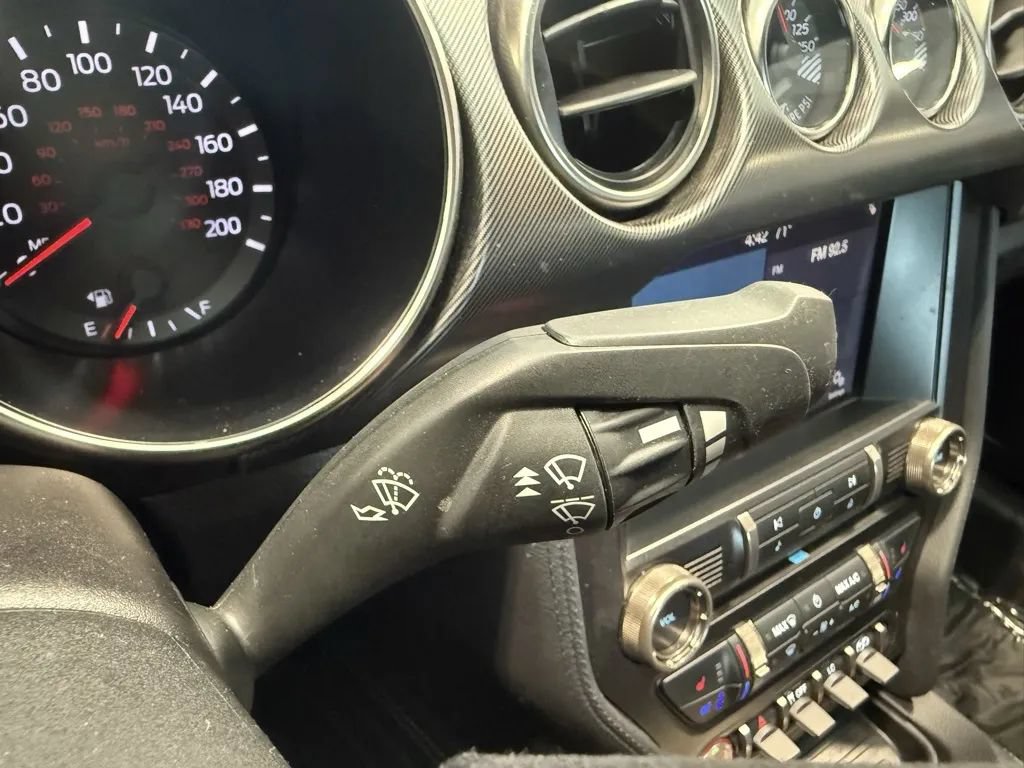 Used 2019 Ford Mustang Shelby GT350 w/ Technology Package RWD image 26