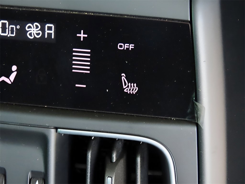 New 2024 Maserati Grecale GT image 20