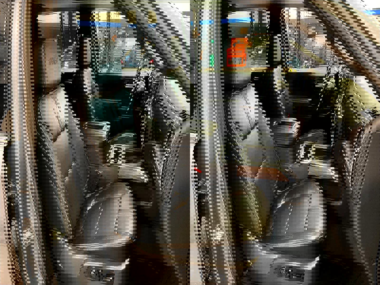 Used 2020 Chevrolet Silverado 1500 High Country w/ Technology Package image 11