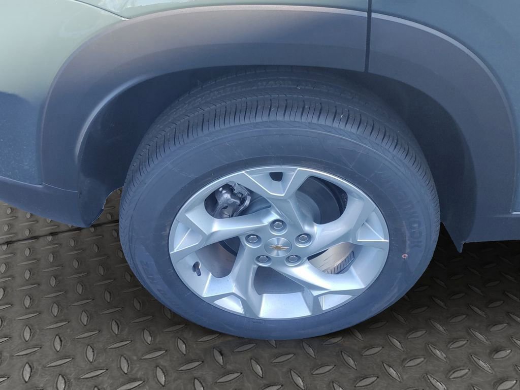 New 2026 Chevrolet Trax LS w/ LS Convenience Package image 19