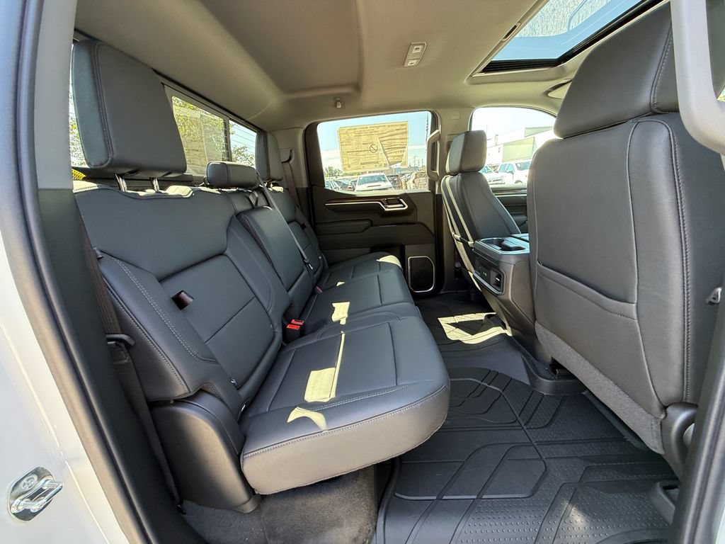 New 2026 Chevrolet Silverado 1500 RST w/ Convenience Package II AWD/4WD image 28