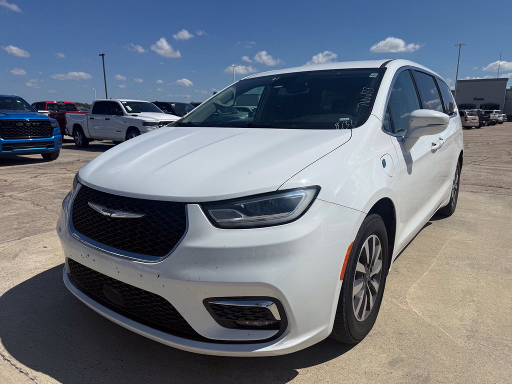Used 2022 Chrysler Pacifica Touring-L FWD image 6
