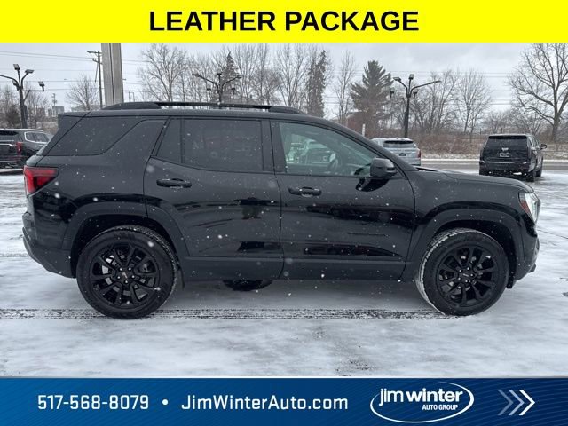 Used 2025 GMC Terrain Elevation w/ Elevation Premium Package AWD/4WD image 13