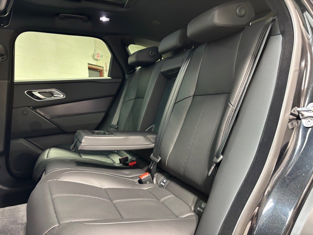 New 2026 Land Rover Range Rover Velar Dynamic SE image 26