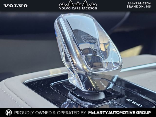 New 2026 Volvo XC90 B5 Core w/ Protection Package Premier image 24
