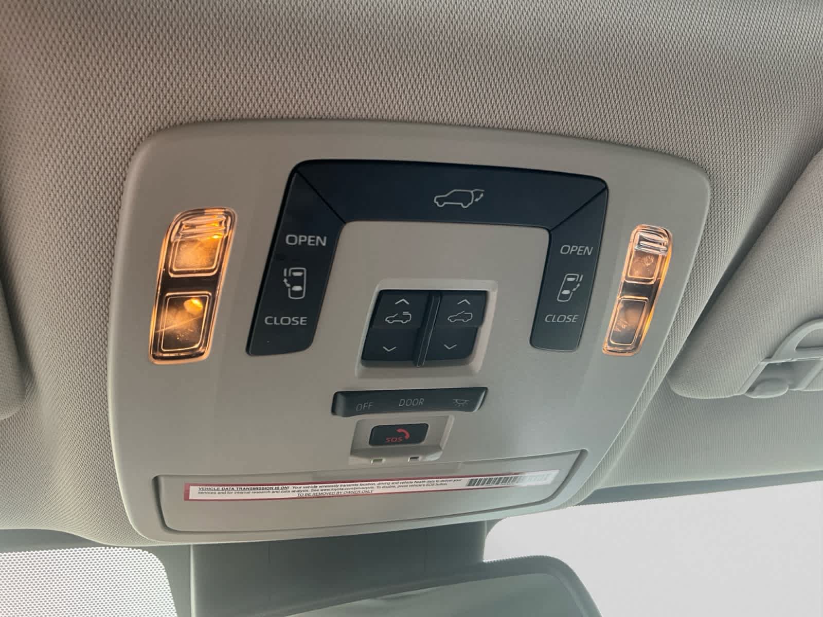 Used 2021 Toyota Sienna XLE AWD/4WD image 21