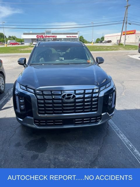 Used 2024 Hyundai Palisade Calligraphy AWD/4WD image 3
