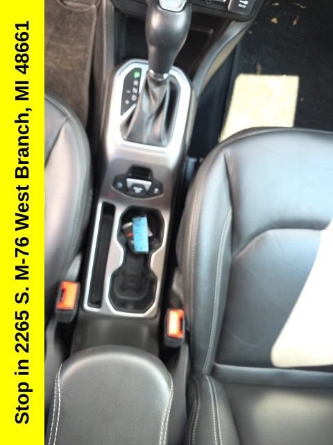 Used 2021 Jeep Renegade Limited AWD/4WD image 27