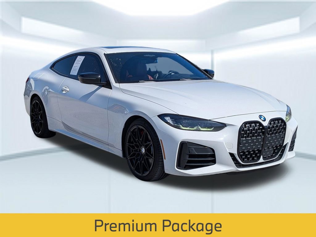 Used 2022 BMW M440i Coupe RWD image 9