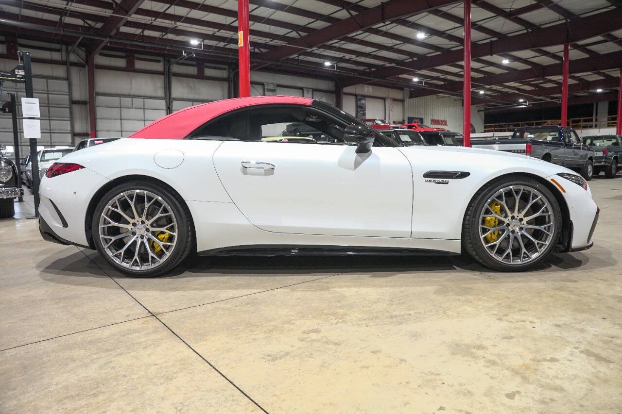 Used 2022 Mercedes-Benz SL 63 AMG 4MATIC image 23