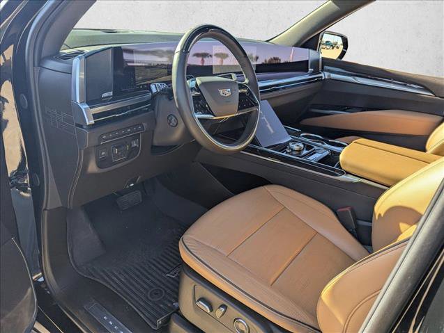 Certified 2025 Cadillac Escalade ESV Premium Luxury w/ Touring Package image 8
