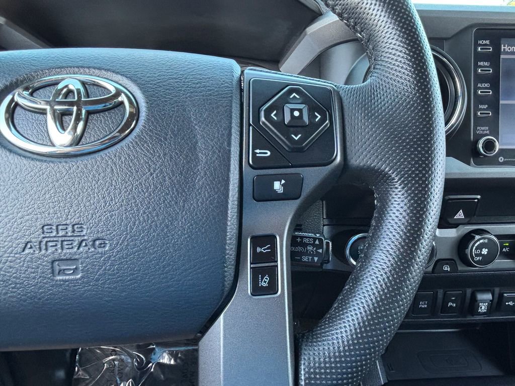 Certified 2020 Toyota Tacoma TRD Sport w/ Technology Package AWD/4WD image 34