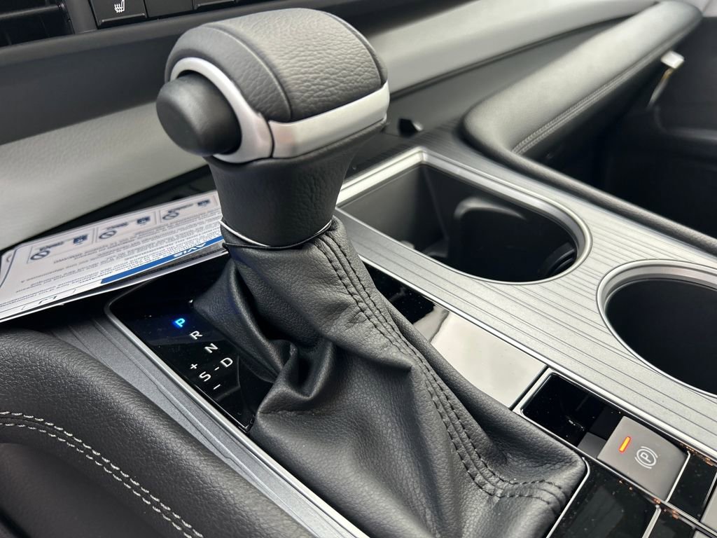 New 2025 Toyota Sienna XLE image 24