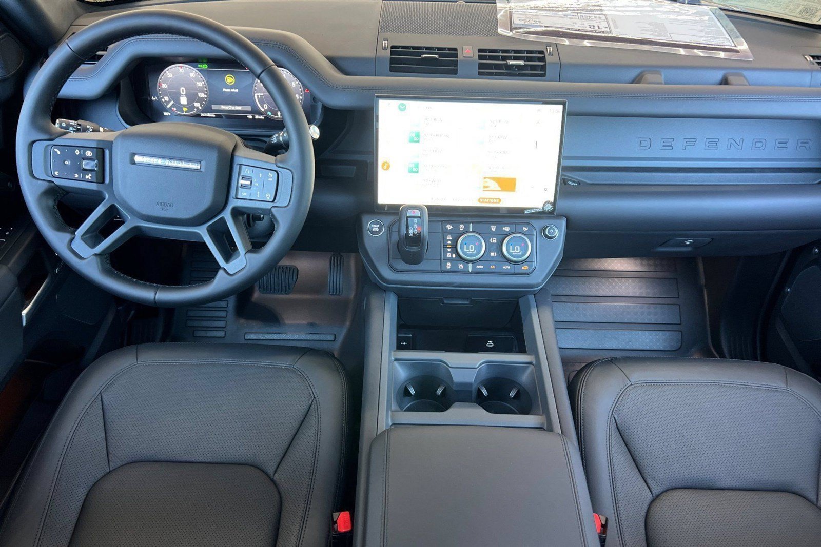 New 2026 Land Rover Defender 130 X-Dynamic SE AWD/4WD image 14