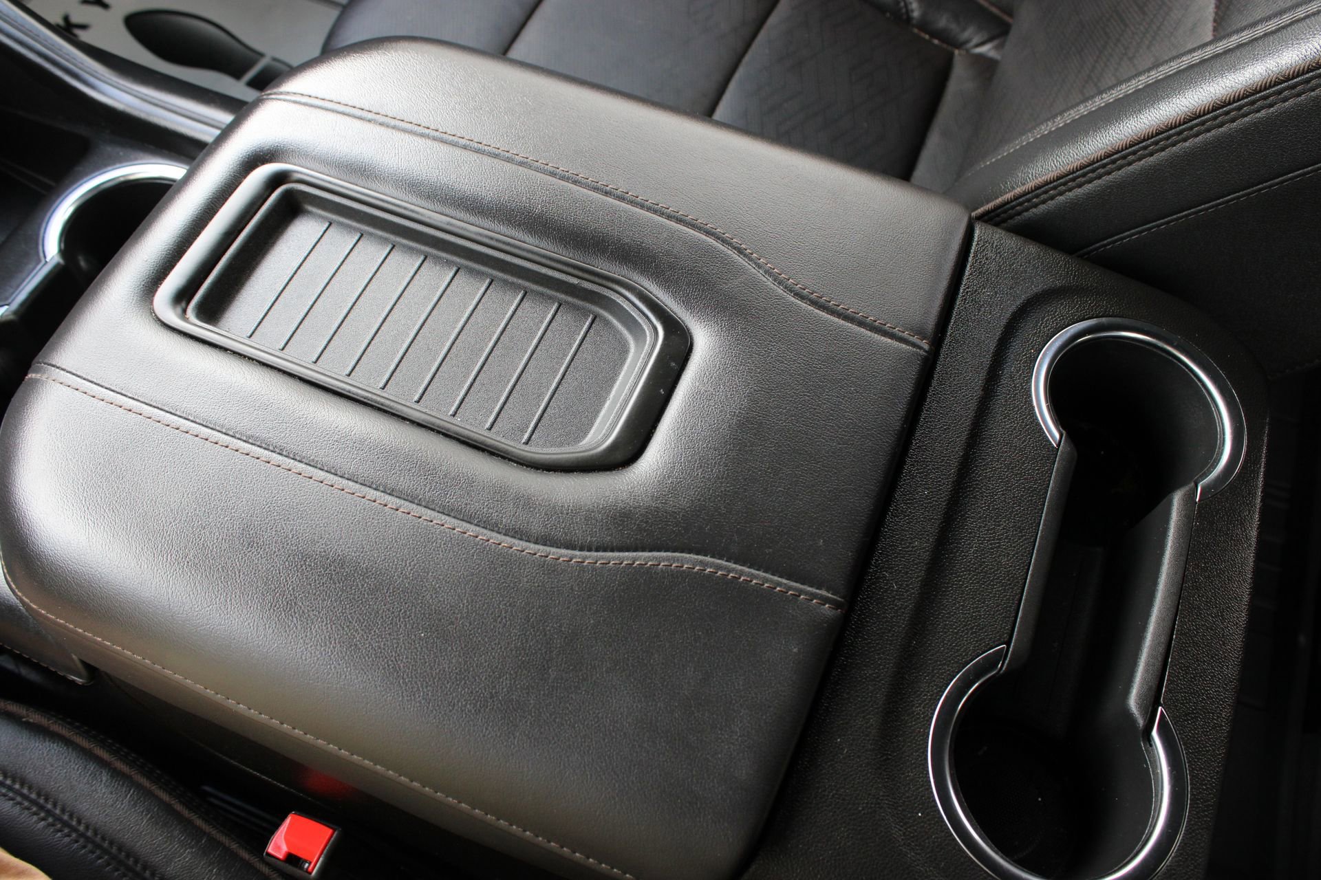 Used 2023 Chevrolet Suburban High Country AWD/4WD image 47