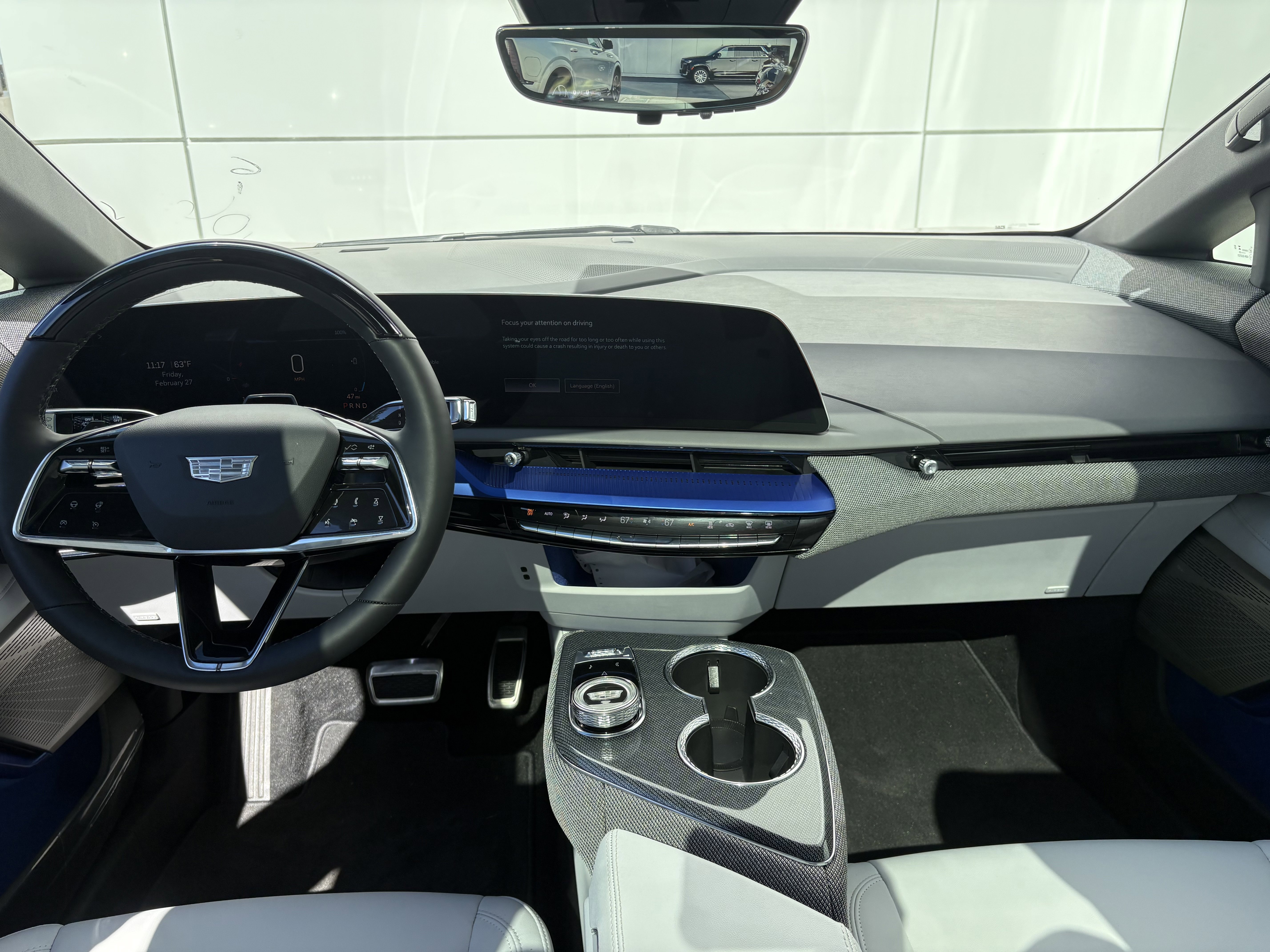 New 2025 Cadillac Optiq Luxury 1 image 19