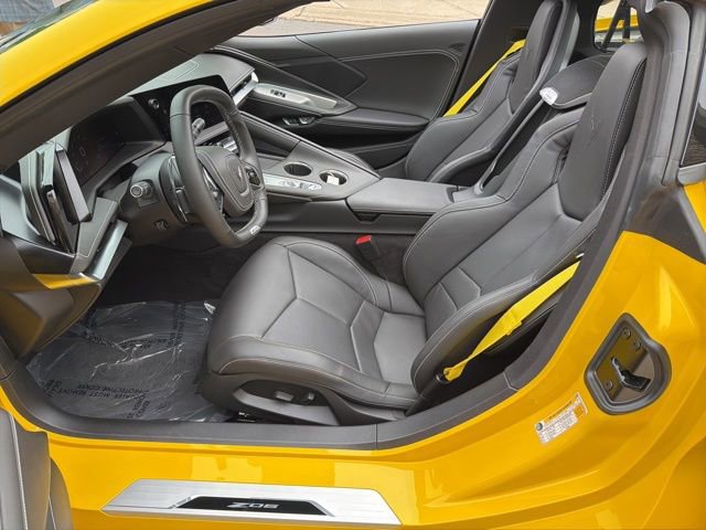 Used 2026 Chevrolet Corvette Z06 w/ Chrome Exterior Badge Package RWD image 16