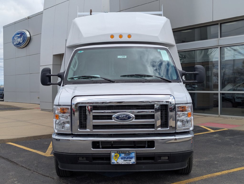 New 2025 Ford E-350 and Econoline 350 Super Duty w/ Power Equipment Group RWD image 2
