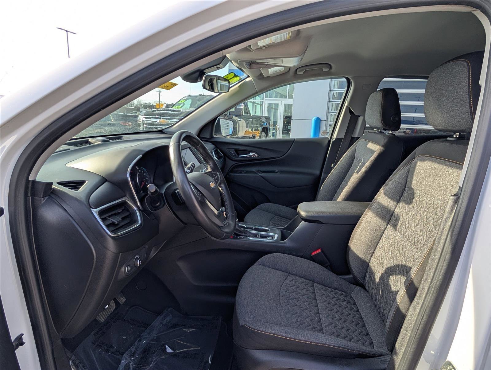 Used 2022 Chevrolet Equinox LT AWD/4WD image 15