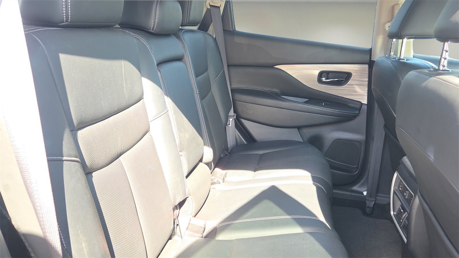 Used 2018 Nissan Murano SL w/ Midnight Edition Package image 18