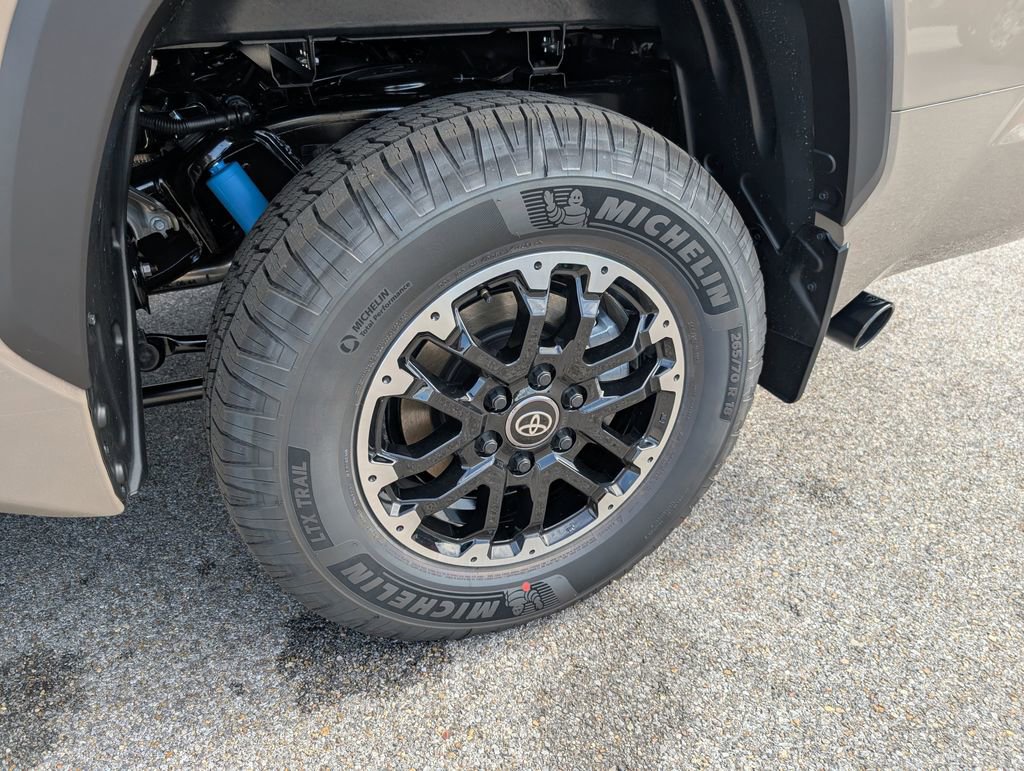 New 2026 Toyota Tundra SR5 AWD/4WD image 31