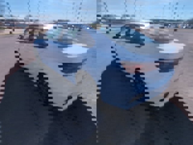 Used 2024 Kia Forte LXS image 5