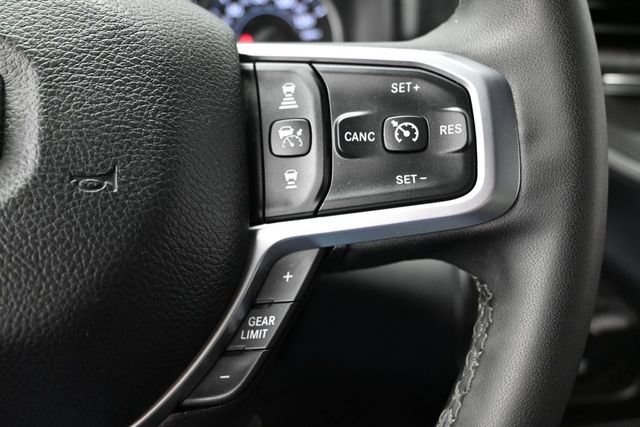 Used 2025 RAM 2500 Big Horn AWD/4WD image 28