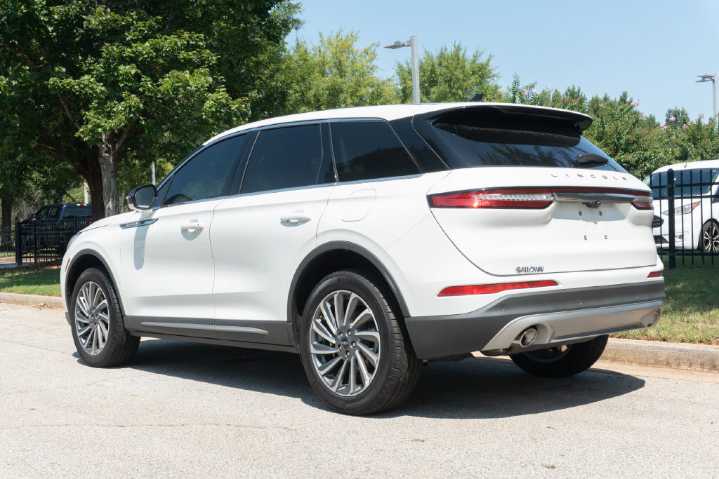 Used 2025 Lincoln Corsair Reserve FWD image 14