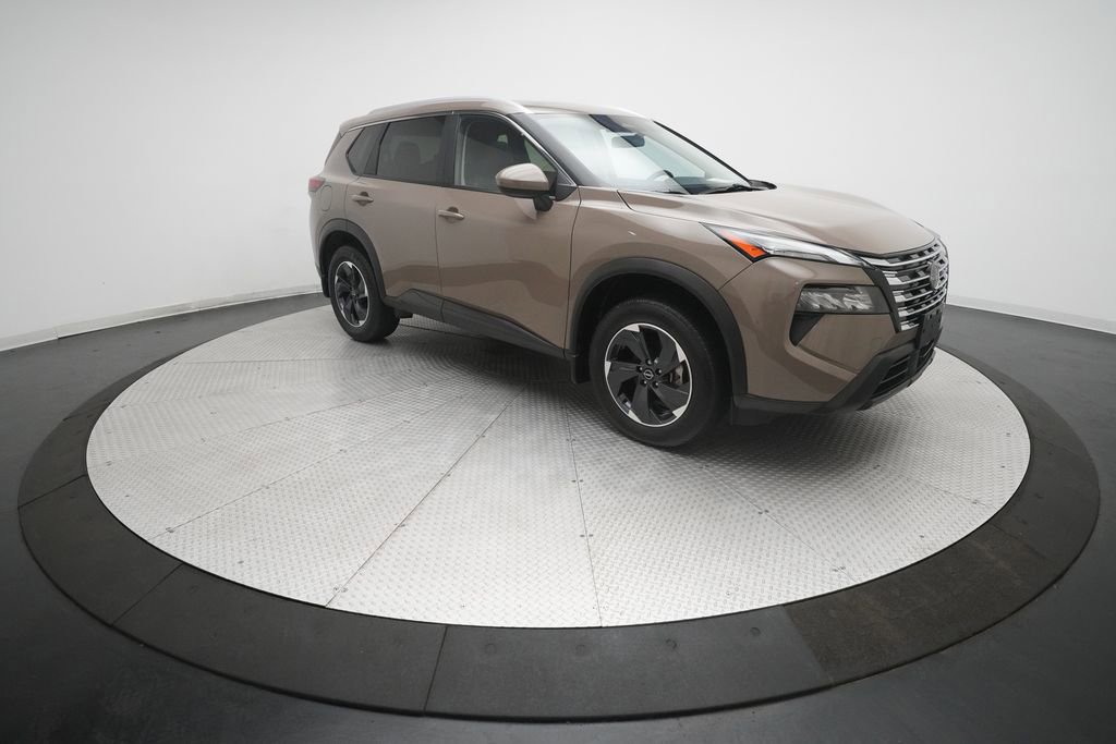 Certified 2024 Nissan Rogue SV w/ SV Premium Package image 37