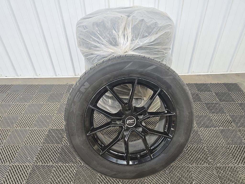 Used 2023 Chrysler Pacifica Pinnacle image 14