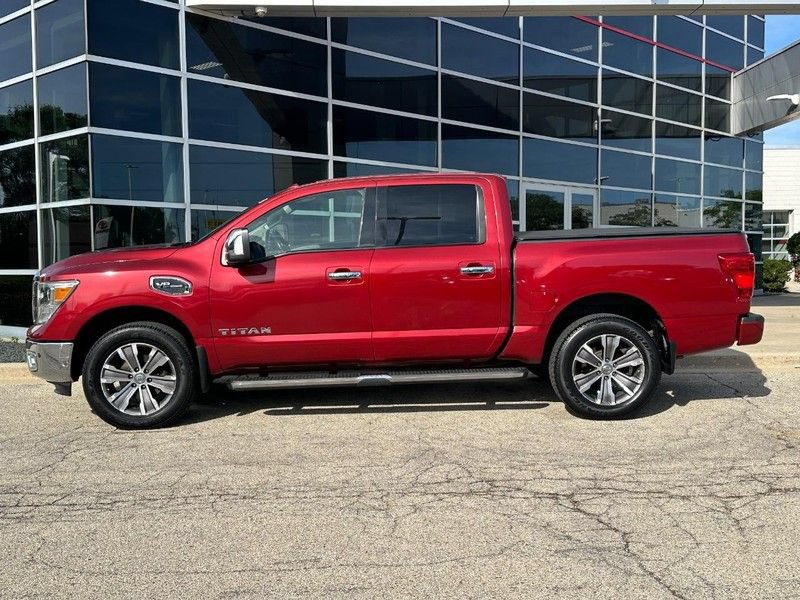 Used 2017 Nissan Titan SL w/ SL Towing Convenience Package AWD/4WD image 7