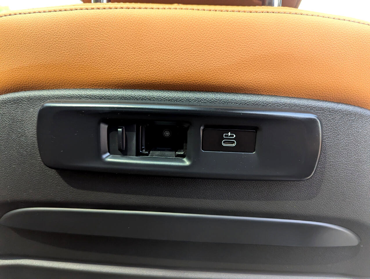 Used 2022 BMW X7 xDrive40i w/ Luxury Seating Package image 53