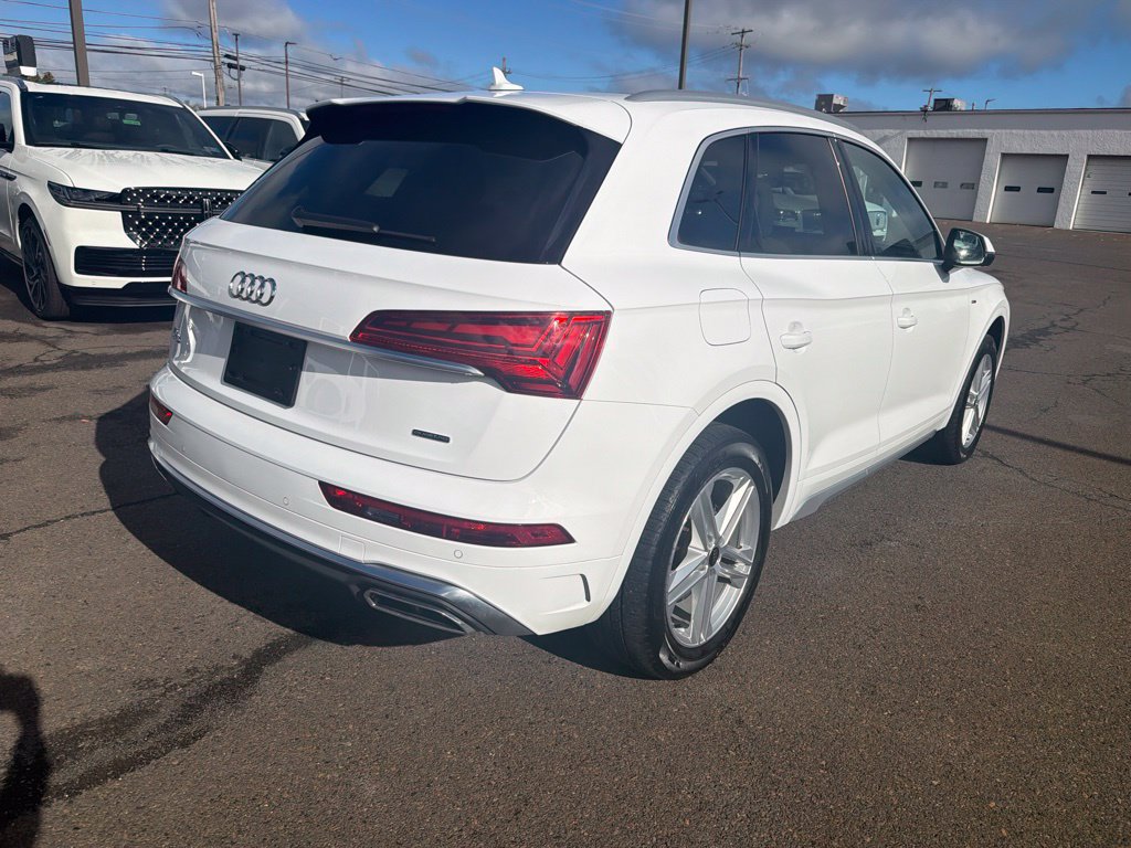 Used 2024 Audi Q5 e Premium Plus w/ Premium Plus Package AWD/4WD image 6
