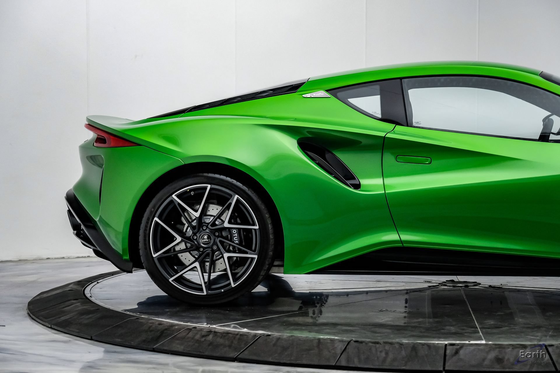 New 2026 Lotus Emira SE RWD image 27