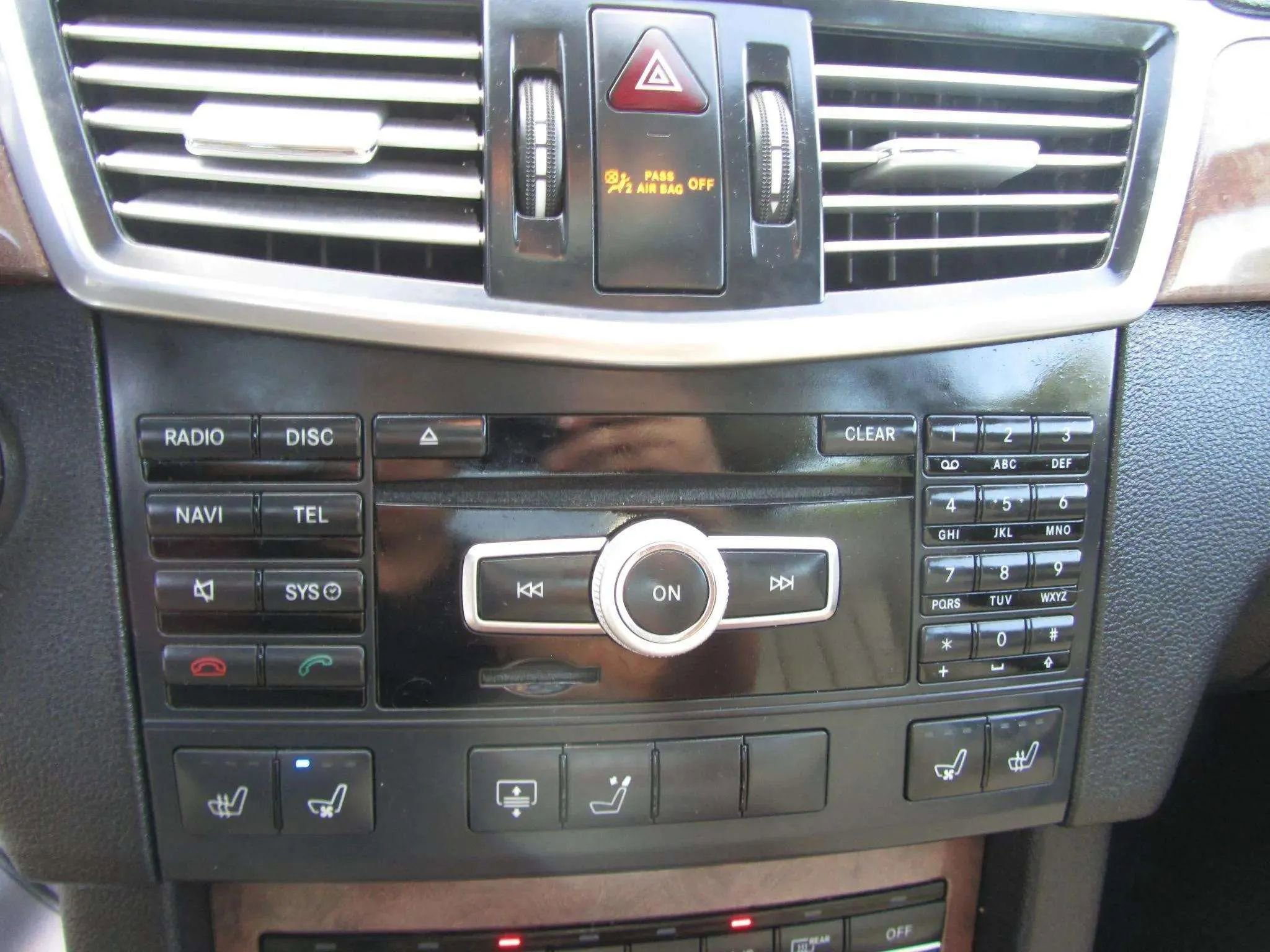 Used 2012 Mercedes-Benz E 350 BlueTEC Sedan image 16