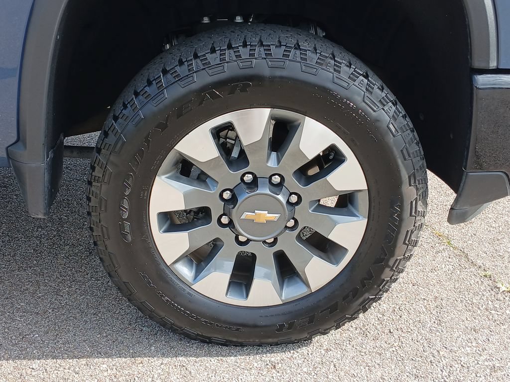 Certified 2025 Chevrolet Silverado 2500 Custom w/ Custom Value Package AWD/4WD image 34